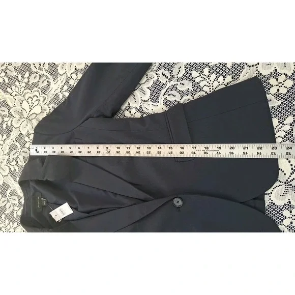 Ann Taylor Blazer Size 4 Navy Blue Polyester Machine Washable One Button NWT - Picture 7 of 9